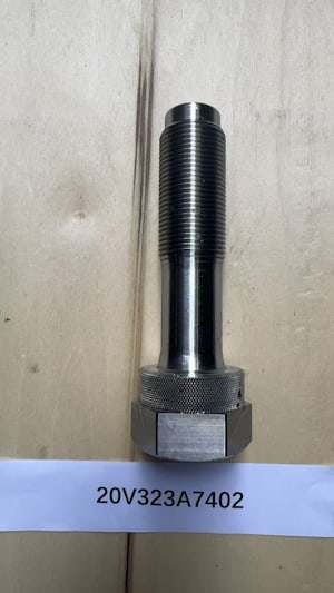 Болт шатунный 20V 323A 7402  