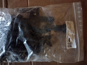 Болт MWM 01126193