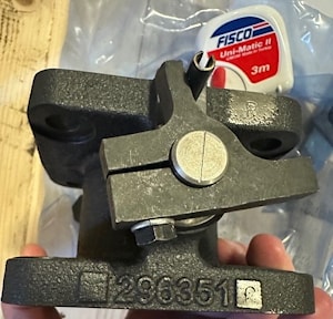 Затвор дисковый поворотный C296351C