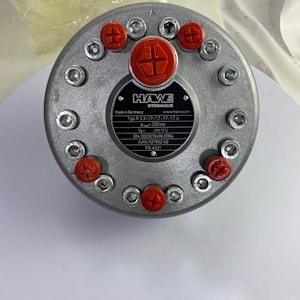 R3.3-1.7-1.7-1.7-1.7A