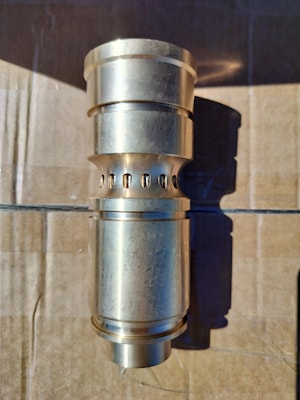 Втулка свечи зажигания (Spark plug socket) Jenbacher 9027195  