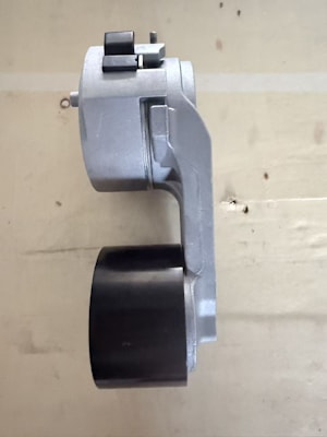 Натяжной ролик M6000-1002450B  
